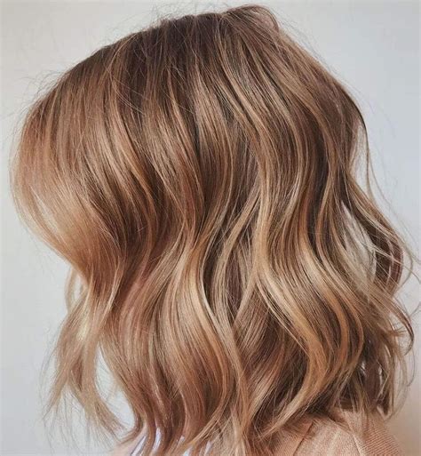 17 Grazie Tonalizzante Capelli Biondo Freddo Figure Mina