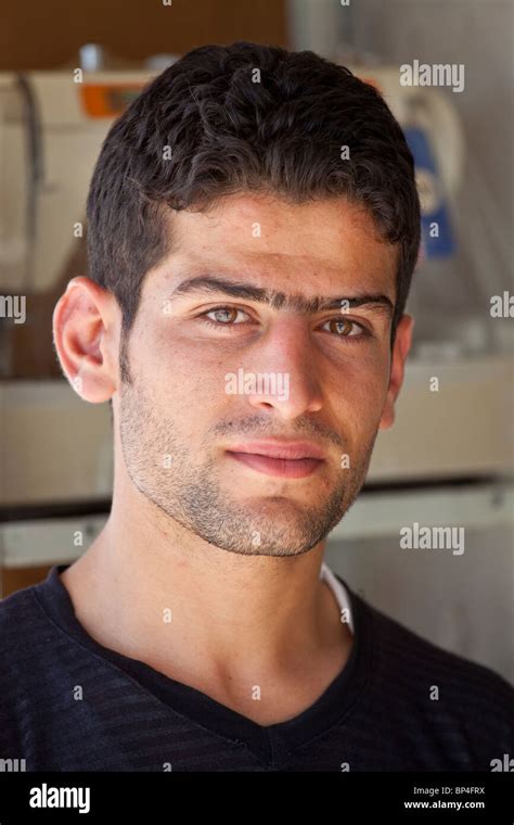 Kurdish Iraqi man in Dohuk, Kurdistan, Iraq Stock Photo - Alamy