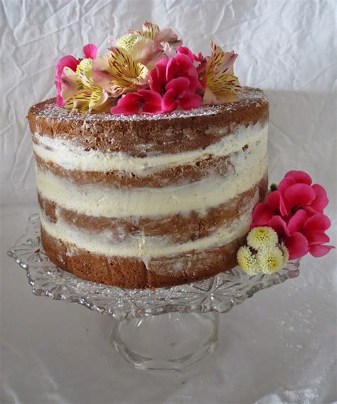 Cinnamon Velvet Naked Cakes