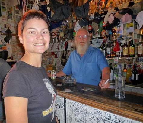 A sex shop mais familiar do mundo aonde todos querem parar Matéria Incógnita