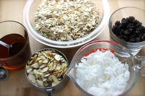 Nutritiva y FÁCIL receta de granola para que ahorres y comiences tu día