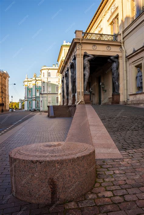Premium Photo | St petersburg russia city view with famous landmarks