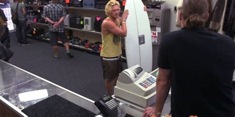 GAY PAWN SHOPS Pawnshop Straight Gets Facial Cum Tnaflix