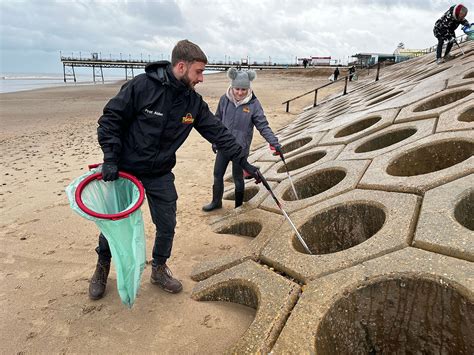 Fantasy Island And Skegness Pier Host Successful Beach Clean Up Event