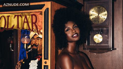 Milan Dixon Hot By Aaron Feaver For Playmate Us In October Issue Aznude