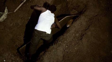 Jamaican Inner City Youth Rob Graves In Hope Of Better Lives Video