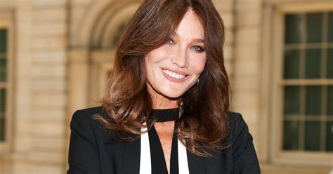 Carla Bruni Transform E Avec Une Nouvelle Coloration Blonde Sur Instagram Photo