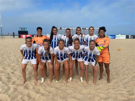 El Recre de Fútbol Playa Femenino termina 11º en la Euro Winner Cup