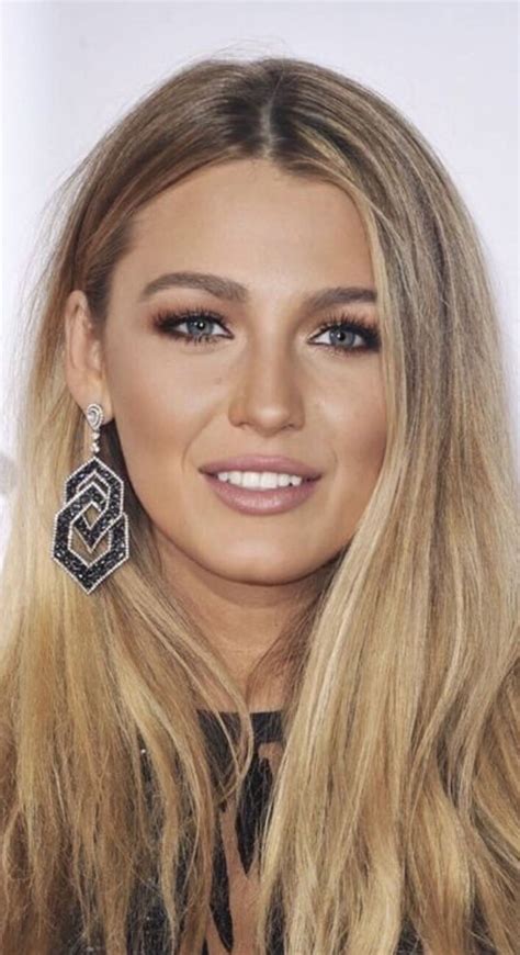 Pin By Stacia Smith On Luscious Locks Blonde Hair Makeup Green Eyes Blonde Hair Blonde