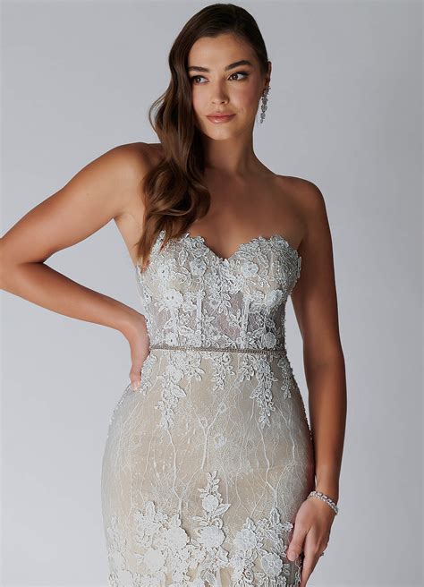 Diamond White Nude Azazie Delara Mermaid Sequins Tulle Chapel Train Dress Azazie