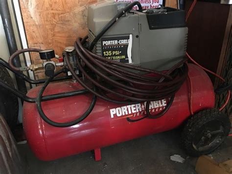 135 Psi 4 5 Hp 15 Gallon Porter Cable Jetstream Air Compressor Tools And Machinery In Wentzville