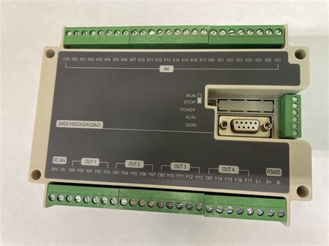 Программируемое реле FX3U 40MR