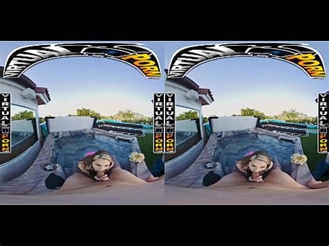 VIRTUAL PORN Kimberly Snow Notices Johnny S Boner In The Hot Tub Can T Resist Getting A