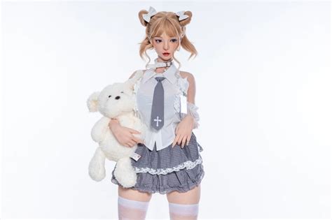 Why Realistic Silicone Sex Dolls Are Gaining Popularity In XYlover Sex Doll