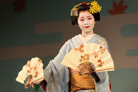 Maiko Kanoyumi in Gion Odori 2011 — John Paul Foster