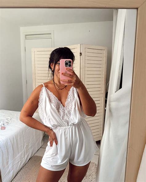 KIT Macaquinho curto Robe de malha e renda branca da Vovó Ofelia Lingerie perfeita é aqui