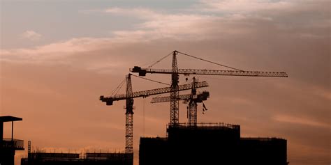 construction  leverage structured data   case trackunit