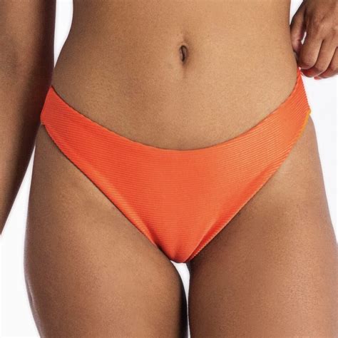 BIKINI TRIANGULO PATY NARANJA TEXTURA Bikinis y Ropas de Baño