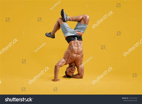 imágenes fotos de stock objetos en D y vectores sobre Naked acrobat man Shutterstock