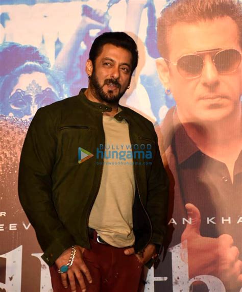 Photos Chiranjeevi And Salman Khan Snapped At Hindi Trailer Launch Of