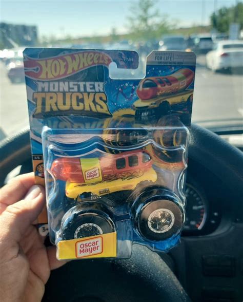 Wiener Truck! : r/HotWheels