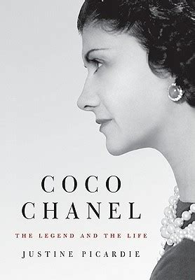 Online orders and shipping fast Coco Chanel [Book], coco chanel pocket book