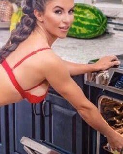 Robbie Hanna Nude Porn Pictures Xxx Photos Sex Images Pictoa