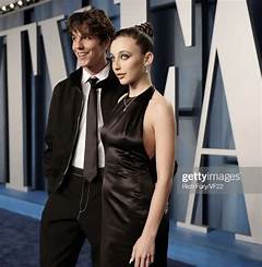 Who Is Emma Chamberlain Dating