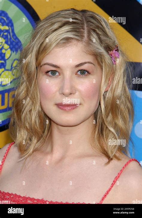 Rosamund Pike