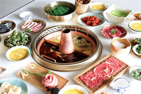 Tong Xin Ru Yi Traditional Hotpot New Hotpot Restaurant With Nourishing Golden Chicken Frog