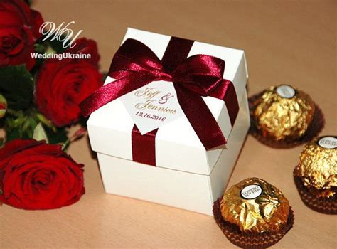 Elegant Wedding Bonbonniere Wedding Favor Boxes With Wine Burgundy