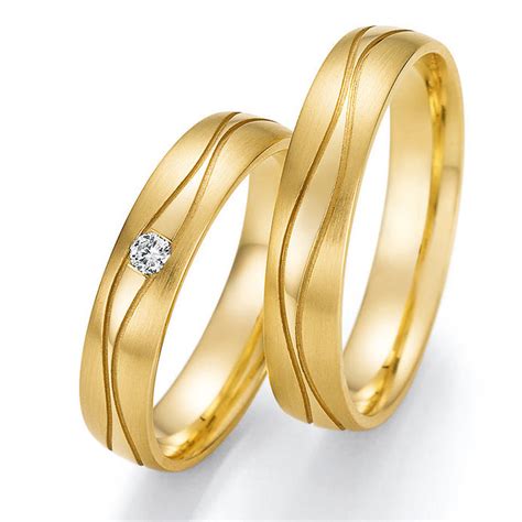 Juwelier Gabriel Nowotny Collection Ruesch Trauringe Gelbgold 66