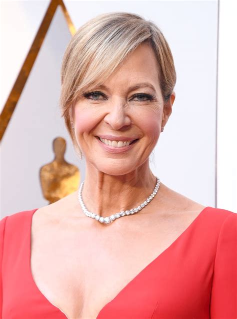 Allison Janney at the Oscars 2018 | Celebrities Wearing Glossier ...