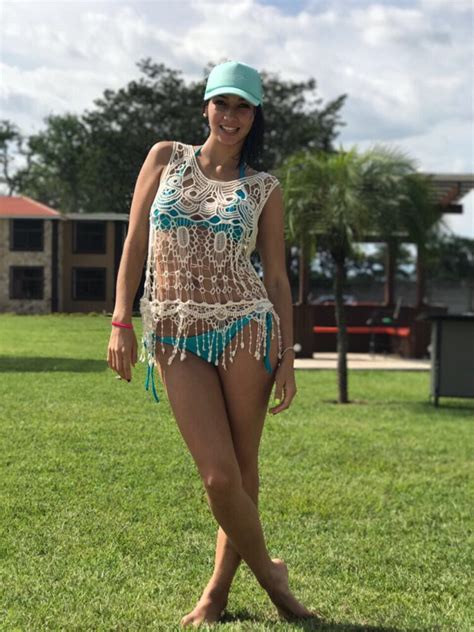 Hot Sexy Aida Estrada De Jaen Bikini Pics