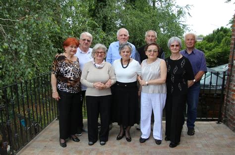 PRISJETILI SE MLADIH DANA Obilježili šezdeset tri godine mature ETŠ Čakovec eMedjimurje hr