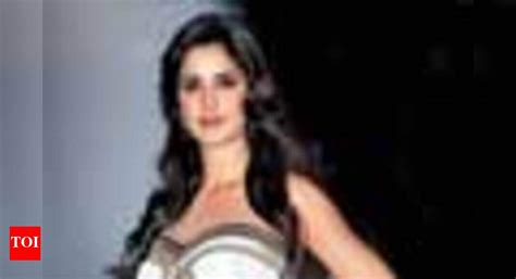 Katrina Kaif S Bikini Dilemma Hindi Movie News Times Of India