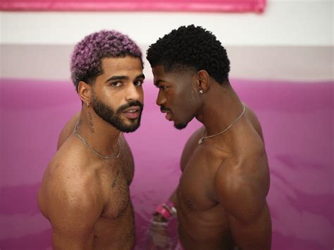 Pingl Par Jazz Sur Fly Celebrities En Hommes Noirs Beaux Hommes Noirs Mariage Gay