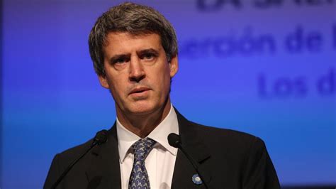 Prat Gay analizó el esquema diabólico del FMI y las trabas que le puso Marcos Peña Perfil