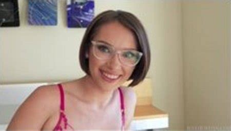 NEEDS ID Short Haired Brunette Freeones Forum The Free Sex Community