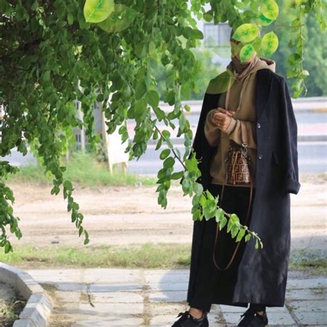 𝓗𝓞𝓟𝓔 🌂🧣🇺🇸 (@mooly-2021) | Snapchat Stories, Spotlight & Lenses