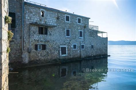 Hrvatska Ka Tela Kamena Ku A Uz More Na Prodaju Broker Nekretnine