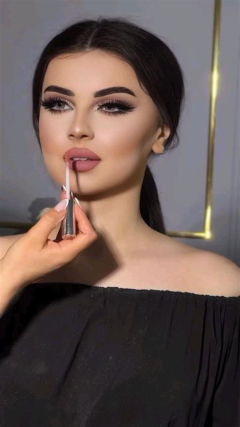 Neiibeth Ga Adlı Kullanıcının Maquillaje Graduación Panosundaki Pin