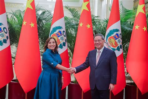 Presidenta Dina Boluarte Se Reunió Con El Primer Ministro De China