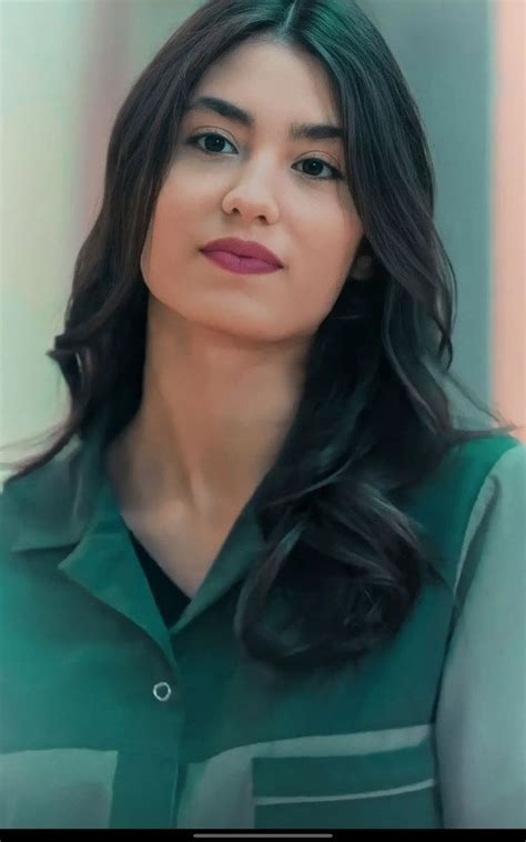 Pin by NGBACH on Turkas 2022 | Fashion song, Girly photography, Chic ...