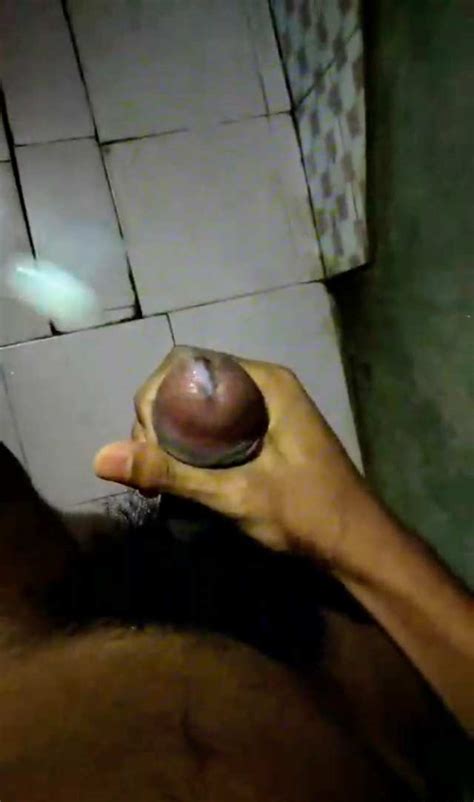 Desi Gay Video Of A Horny Gay Guy Showing Off Cum Explosion Indian Gay Site