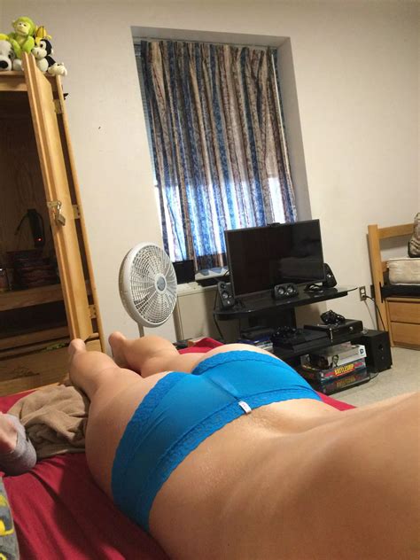 Would You Cum On My Back Nudes Wifewantstoplay Nude Pics Org