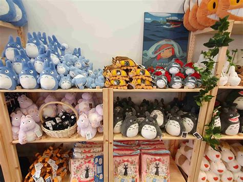 AI-managed rental shops London will pop up in the city center 5