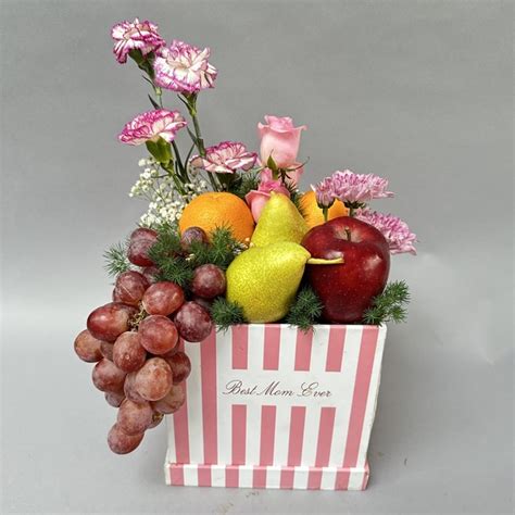 Fresh Fruit Basket Dp Saini Florist