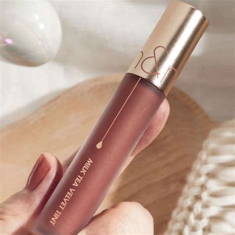 Romand Son Kem Trà Sữa Lâu Trôi Mềm Môi Milk Tea Velvet Tint Roma03