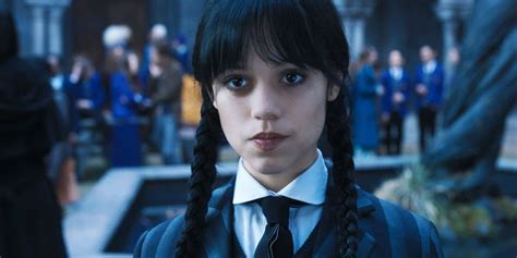 wednesday star jenna ortega abandons netflix returns  original offer